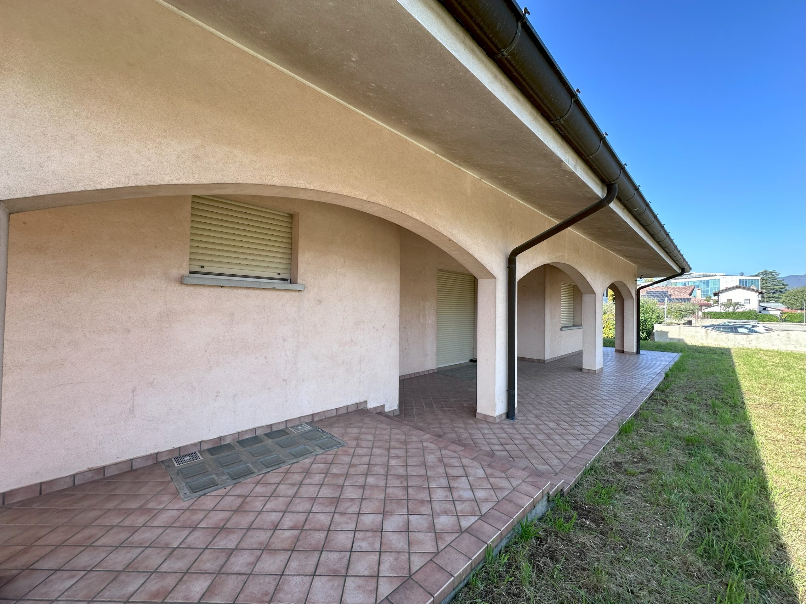 Lussuosa Villa in Zona Residenziale Lussuosa Villa in Zona Residenziale