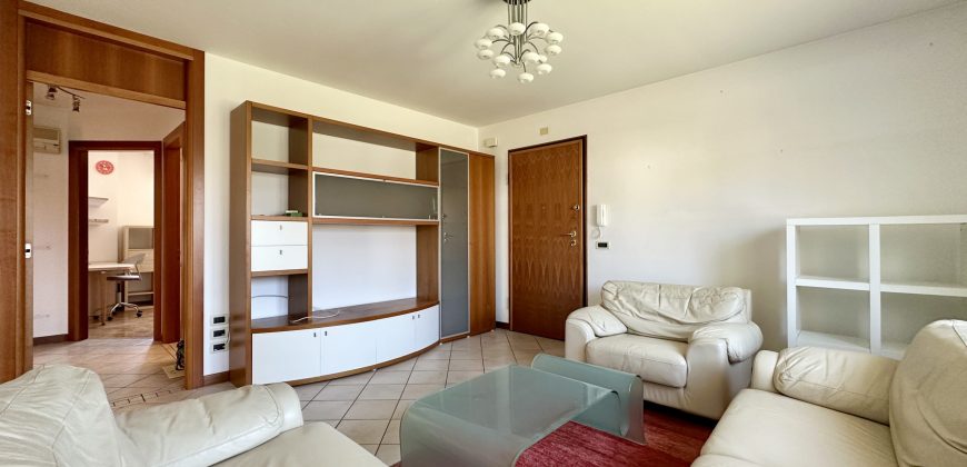 Appartamento Bicamere con Giardino a Villa Primavera