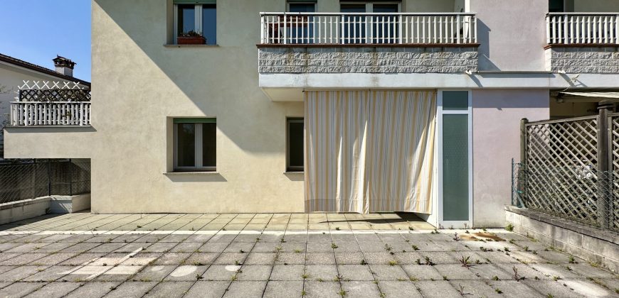 Appartamento Bicamere con Giardino a Villa Primavera