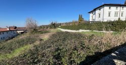 Terreno edificabile a Moruzzo Terreno edificabile a Moruzzo