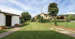 Villa Quadricamere Con Ampio Giardino