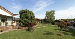 Villa Quadricamere Con Ampio Giardino