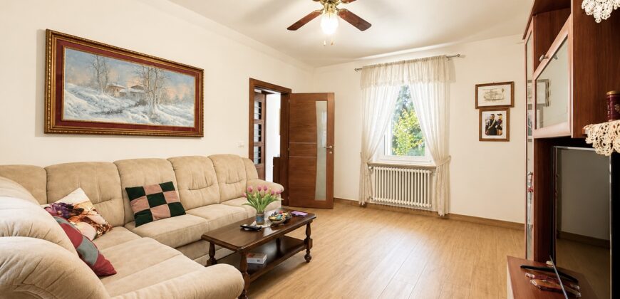 Villa unifamiliare con giardino
