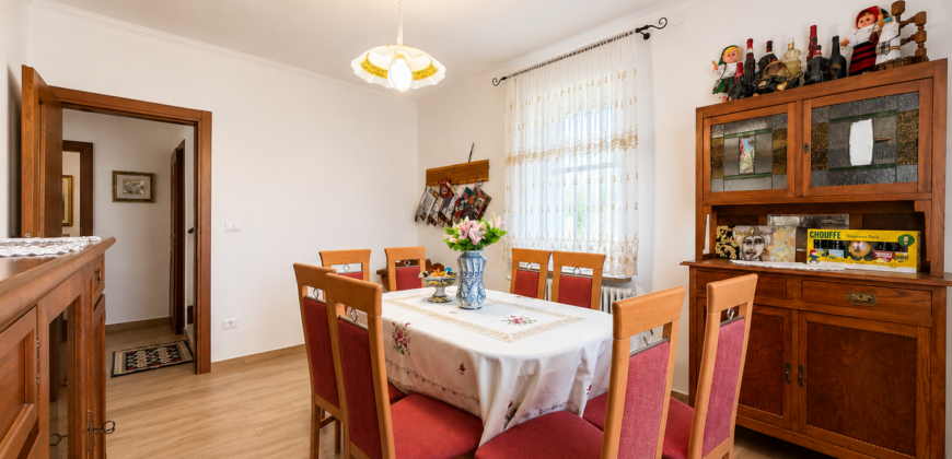 Villa unifamiliare con giardino