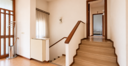 Villa indipendente da ristrutturare