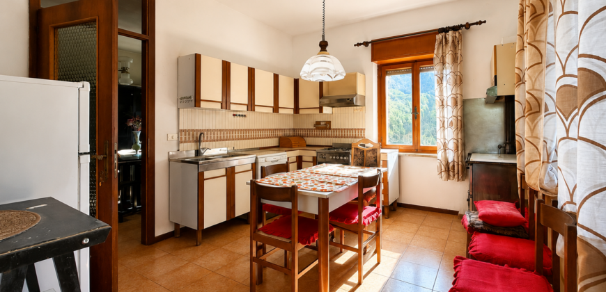 Villa indipendente da ristrutturare