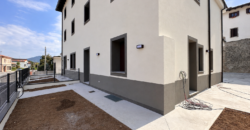 Nuovo Bicamere Con Giardino