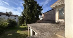 Ampia Casa Con Giardino